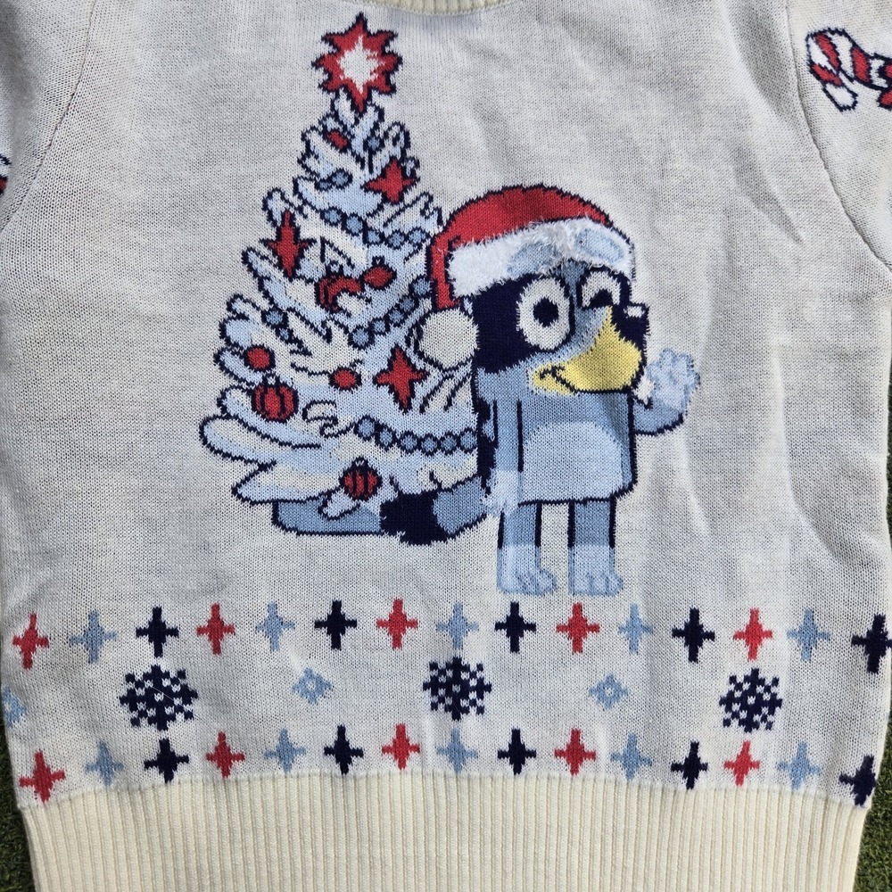 Bluey Sweater Baby 18M Christmas Tree Pullover Cream Color Christmas - Picture 8 of 8
